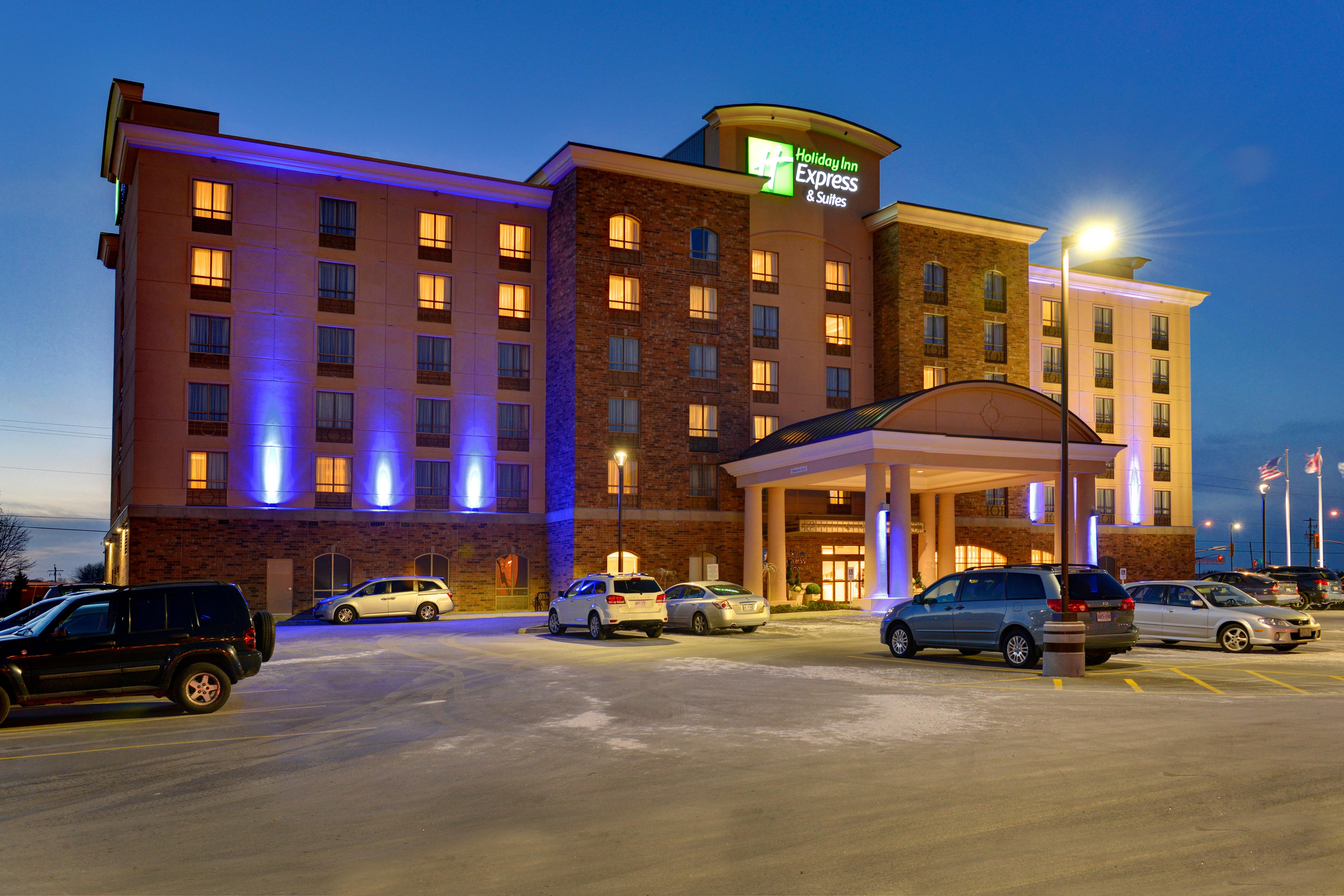 Holiday Inn Express Hotel & Suites Waterloo - St. Jacobs Area, An Ihg Hotel Exterior foto